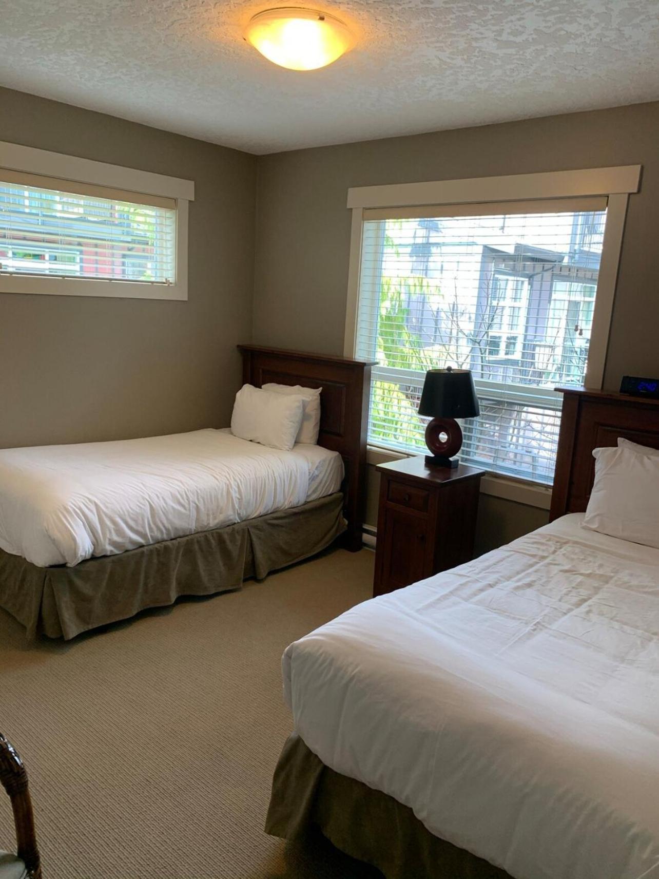 Race Rocks Townhouse - Sooke Villa Luaran gambar