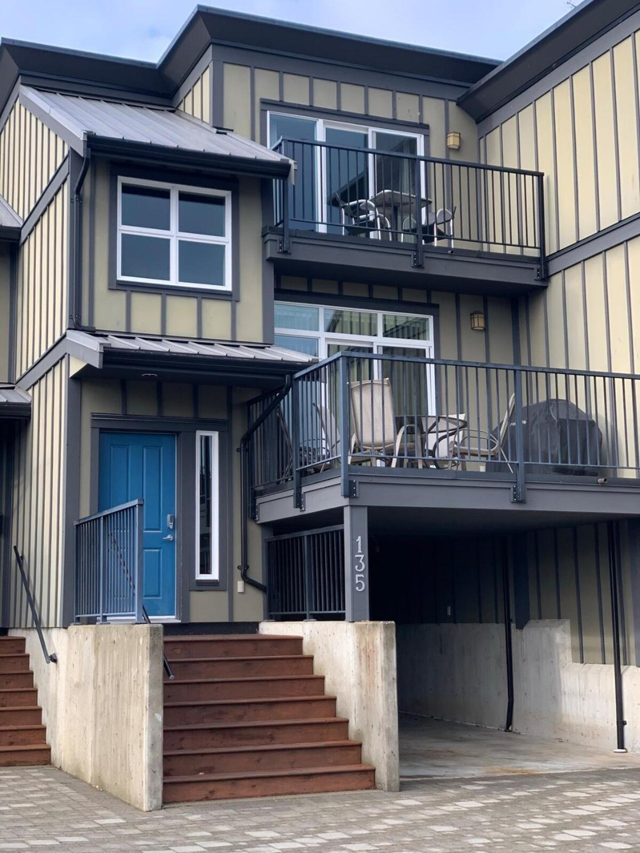 Race Rocks Townhouse - Sooke Villa Luaran gambar