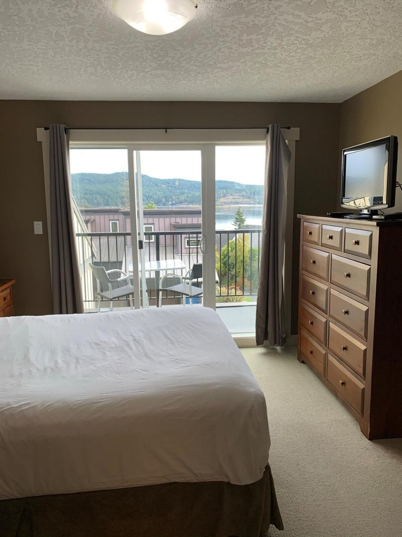 Race Rocks Townhouse - Sooke Villa Luaran gambar